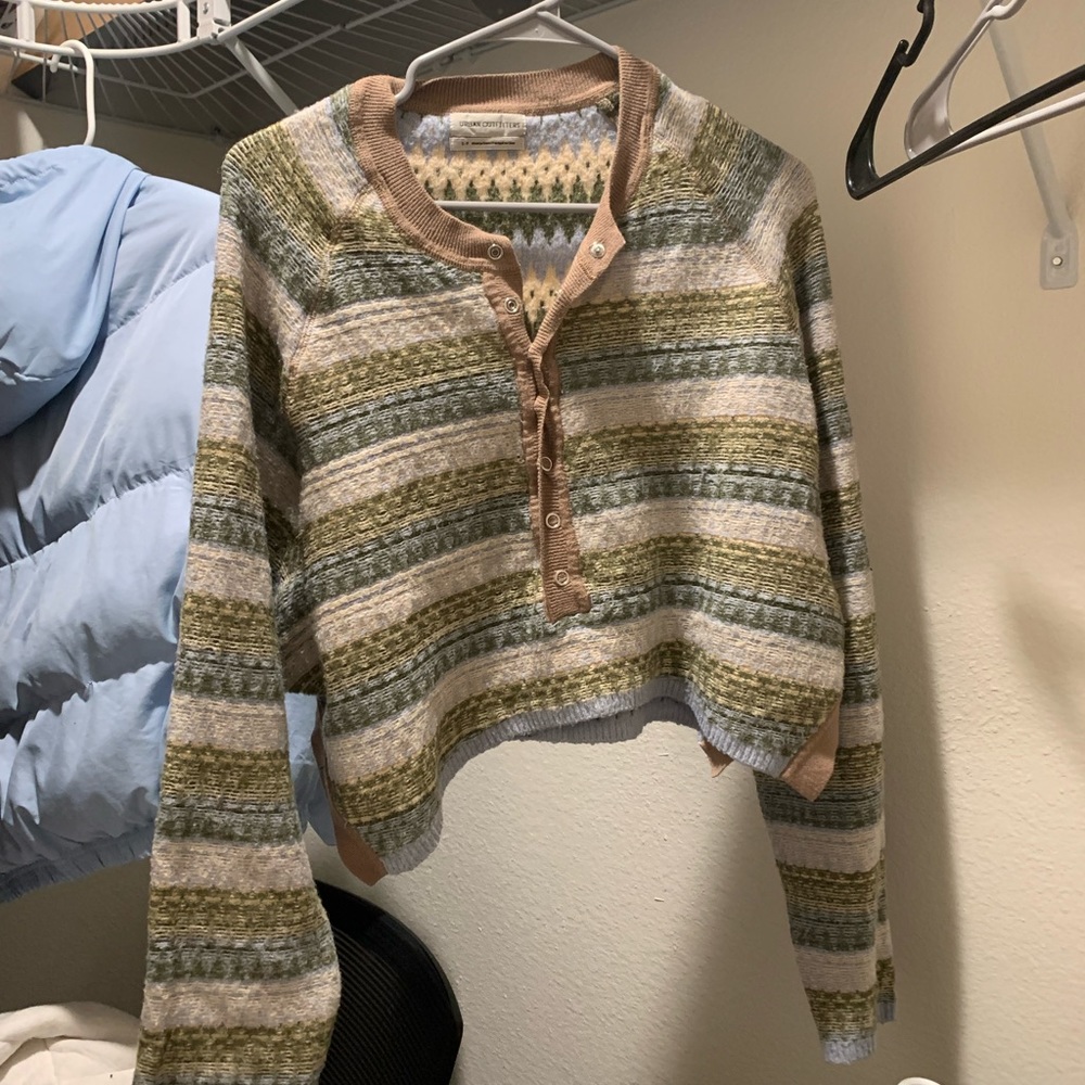 URBAN OUTFITTERS COZY SWEATER